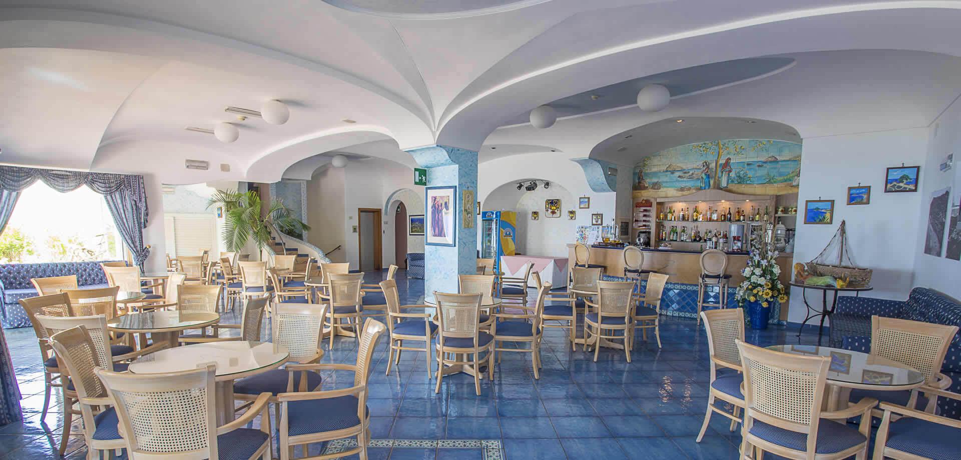 Vacanza Lastminute Settembre Ischia Hotel Saint Raphael Terme Panorama Trattamenti e Soggiorno vicino alla spiaggia